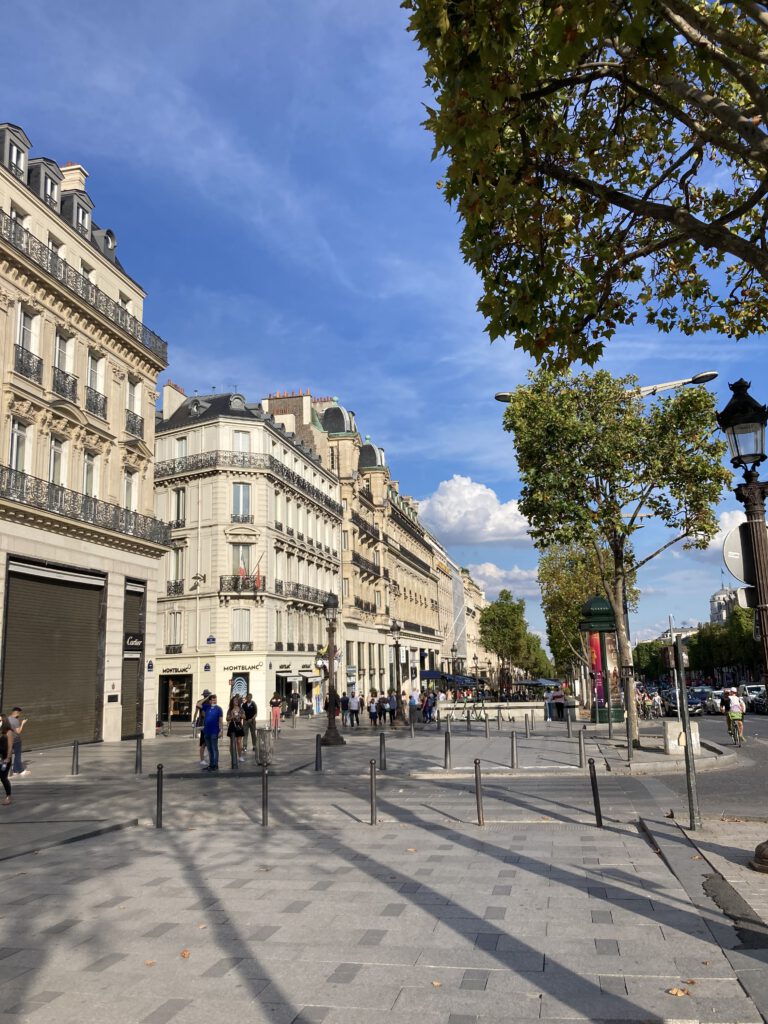 Avenue de Champs Elysée